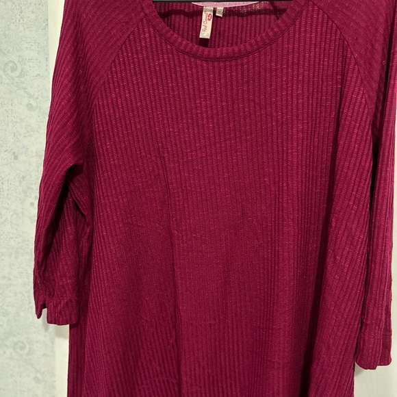 One XL, red camel bright pink shirt, sweater - Picture 1 of 2